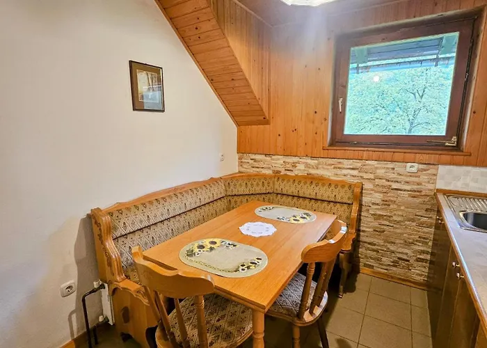 For 3, Balcony, Nature, Close To Bled * ゴレンスカ地方